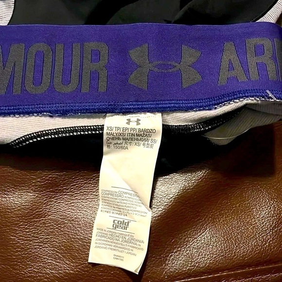 🆕 Under Armor Compression Workout Pants - Picture 9 of 12